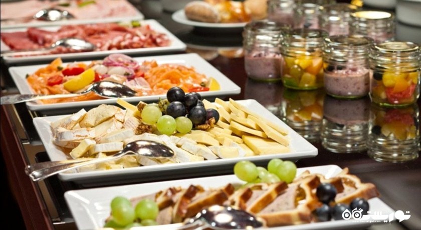 بوفه سلف سرویس